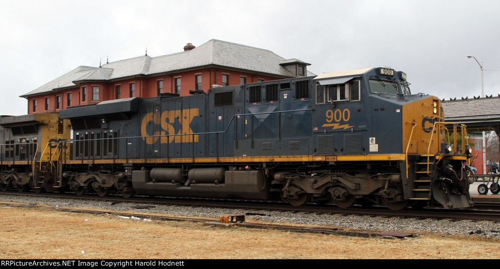 CSX 900